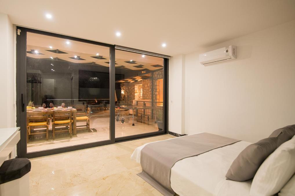 Villa Unlimited 2 Luxury 6 Bedroom Villa Kaş Esterno foto