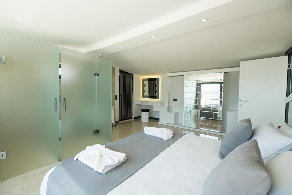 Villa Unlimited 2 Luxury 6 Bedroom Villa Kaş Esterno foto